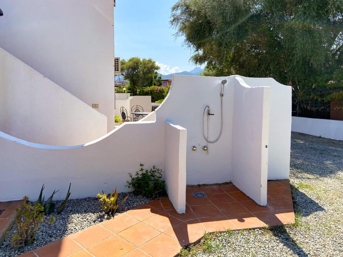 Appartamenti Residenziali Bonsai San Teodoro  Exterior foto